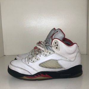 Jordan 5 Fire Red 2013 size 6.5y